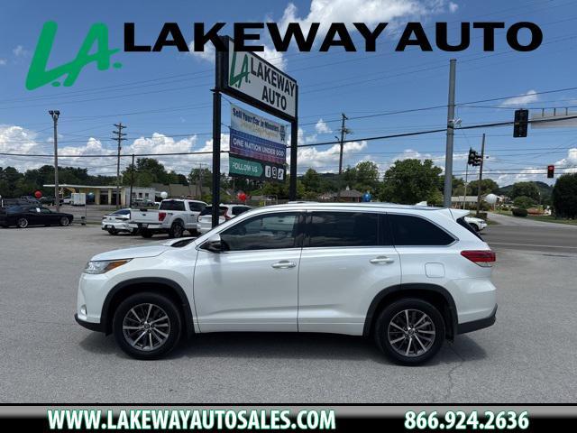 2017 Toyota Highlander