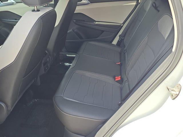 Photo of 2025 Pure White Volkswagen Taos
