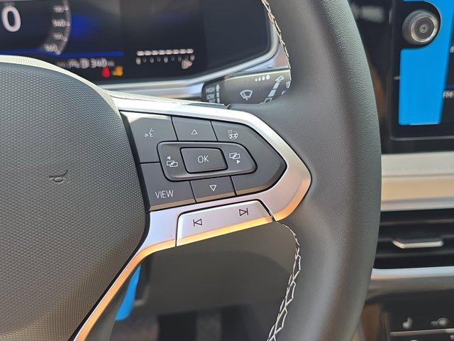 Photo of 2025 Pure White Volkswagen Taos