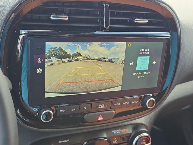 Photo of 2025 Clear White / Black Roof Kia Soul