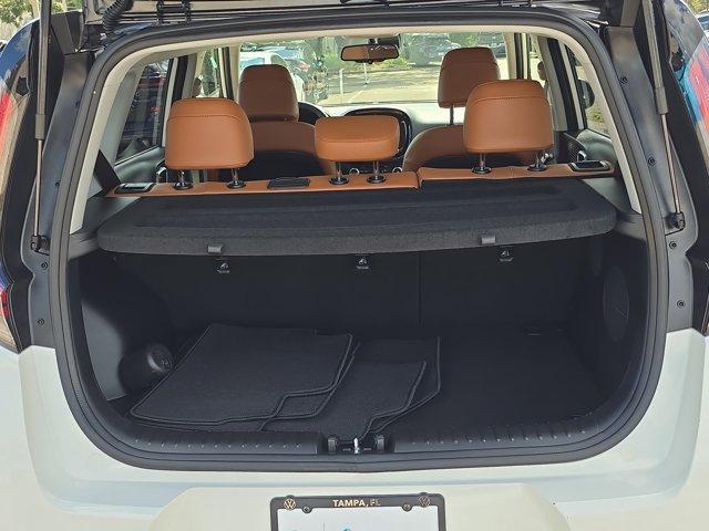 Photo of 2025 Clear White / Black Roof Kia Soul