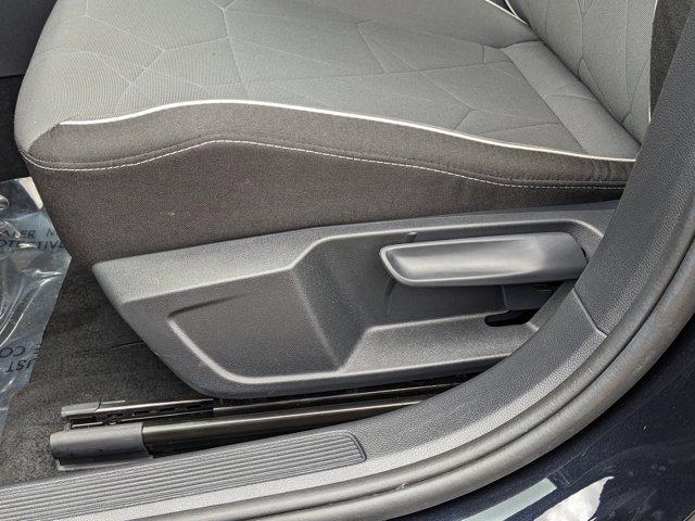 Photo of 2025 Deep Black Pearl Effect Volkswagen Jetta