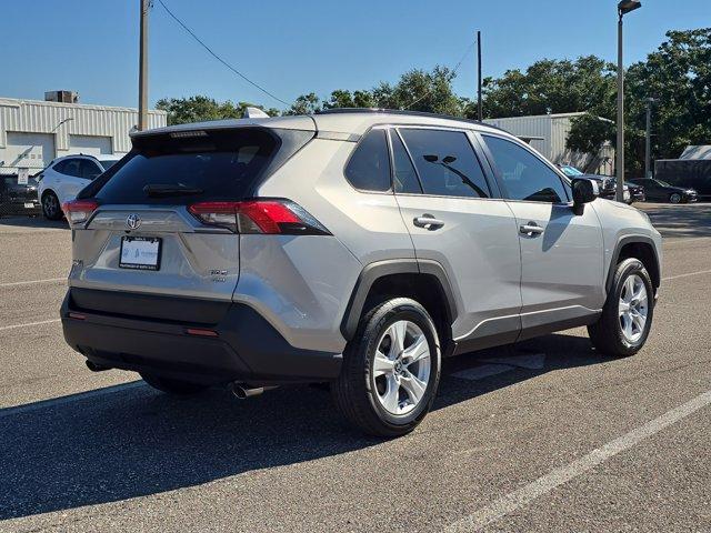 Photo of 2021 Silver Sky Metallic Toyota RAV4