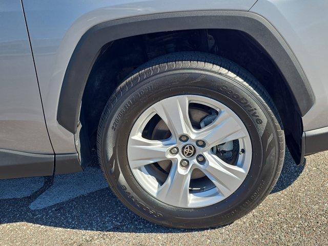 Photo of 2021 Silver Sky Metallic Toyota RAV4
