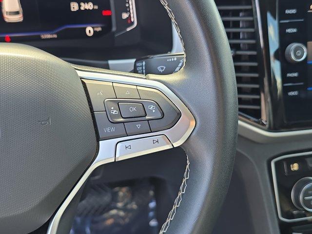 Photo of 2022 Pyrite Silver Metallic Volkswagen Atlas