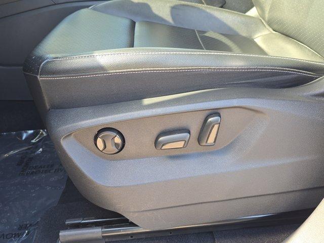 Photo of 2022 Pyrite Silver Metallic Volkswagen Atlas