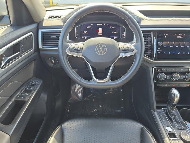 Photo of 2022 Pyrite Silver Metallic Volkswagen Atlas