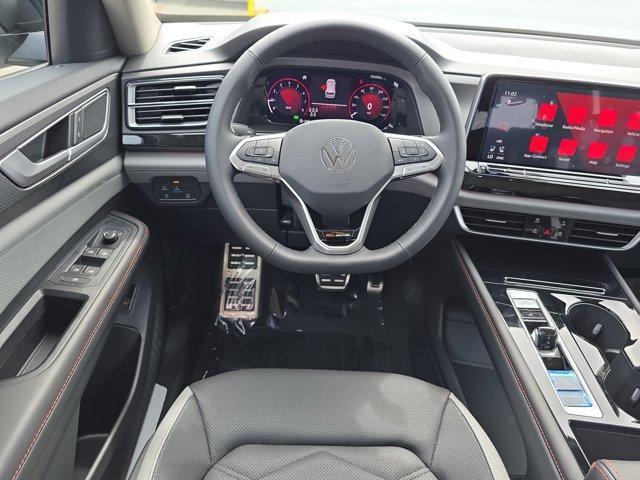 Photo of 2025 Avocado Green Pearl Volkswagen Atlas