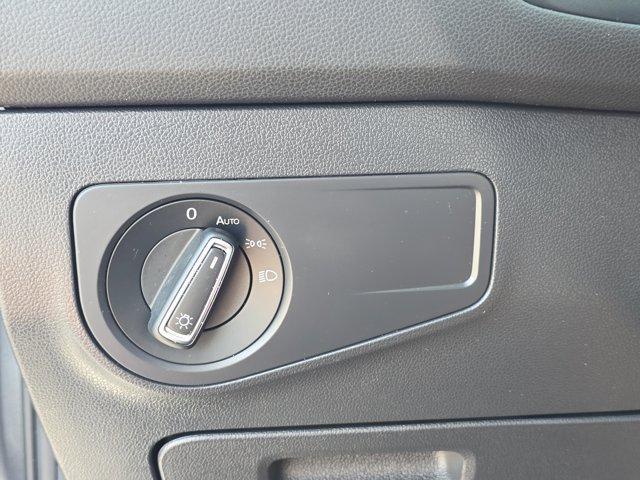 Photo of 2020 Platinum Gray Metallic Volkswagen Tiguan