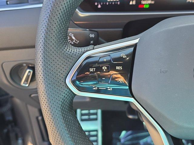 Photo of 2024 Platinum Gray Metallic Volkswagen Tiguan