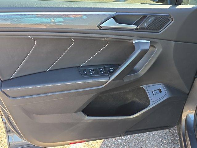 Photo of 2024 Platinum Gray Metallic Volkswagen Tiguan