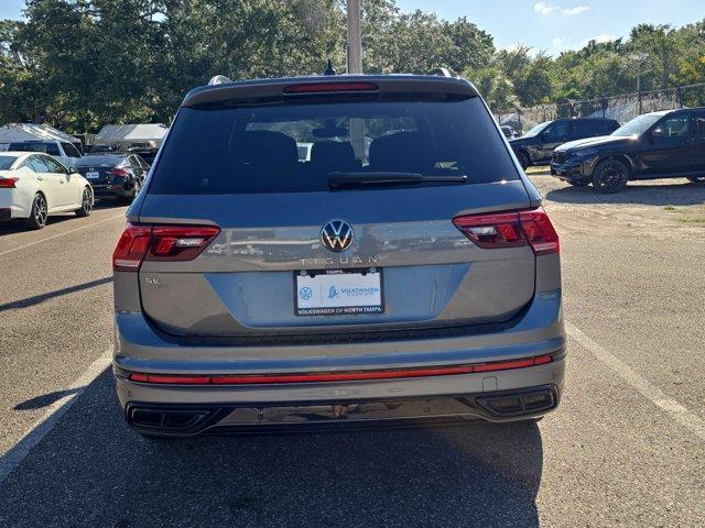 Photo of 2024 Platinum Gray Metallic Volkswagen Tiguan