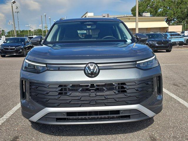 Photo of 2025 Platinum Gray Metallic Volkswagen Tiguan