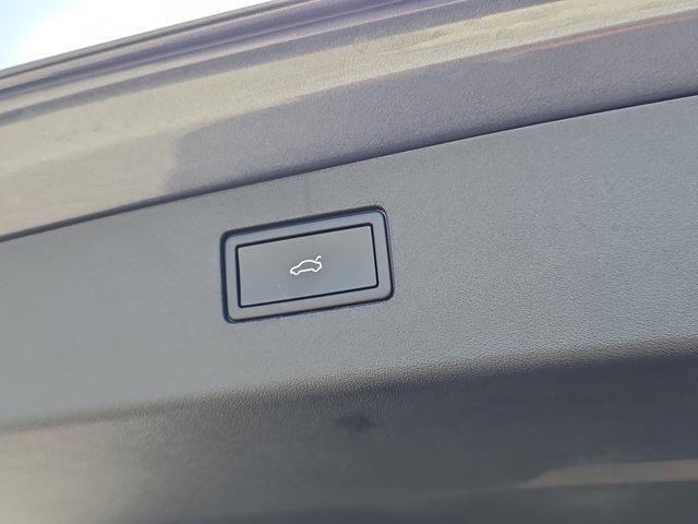 Photo of 2025 Platinum Gray Metallic Volkswagen Tiguan