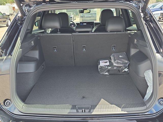 Photo of 2025 Deep Black Pearl Effect Volkswagen Tiguan