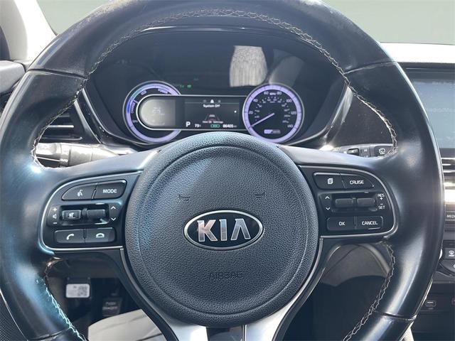 Photo of 2020 Aurora Black Pearl Kia Niro