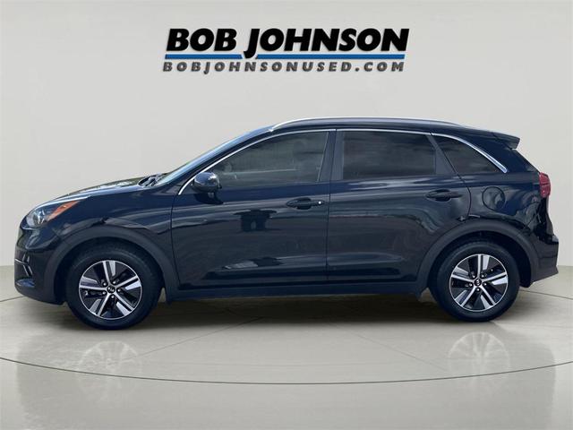 Photo of 2020 Aurora Black Pearl Kia Niro