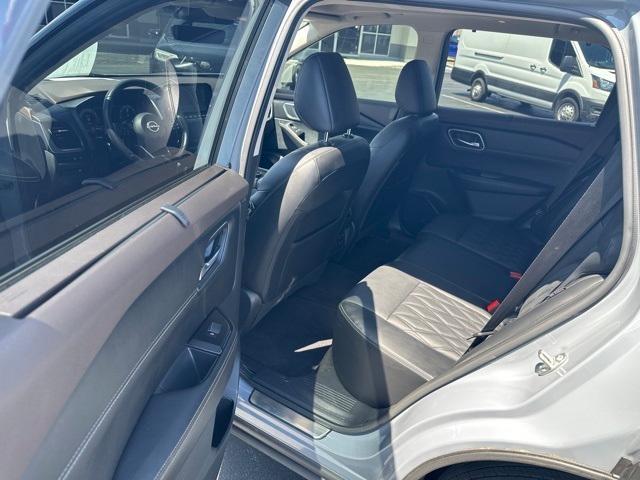 Photo of 2022 Boulder Gray Nissan Rogue