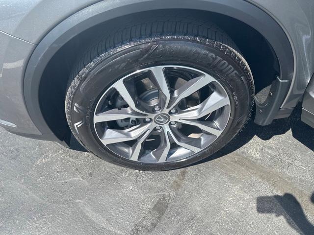 Photo of 2024 Gray Acura MDX