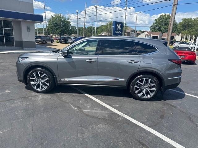 Photo of 2024 Gray Acura MDX