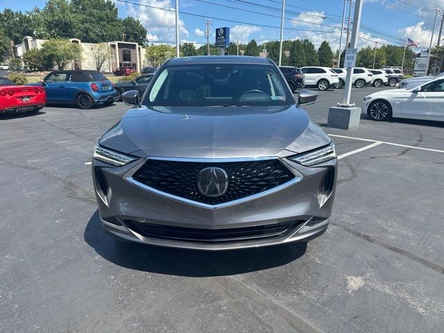 Photo of 2024 Gray Acura MDX