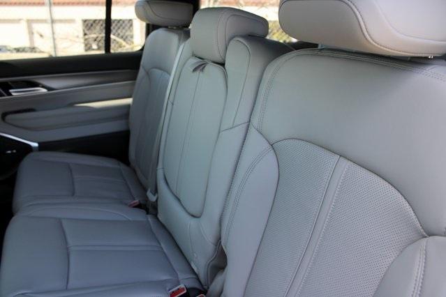 Photo of 2025 Riverrock Green Jeep Wagoneer