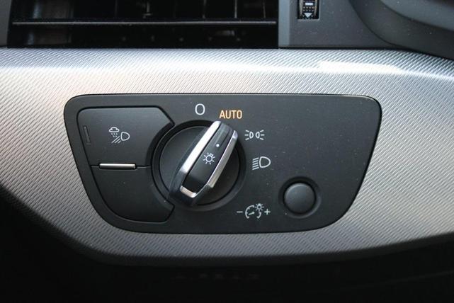 Photo of 2018 Mythos Black Metallic Audi A4
