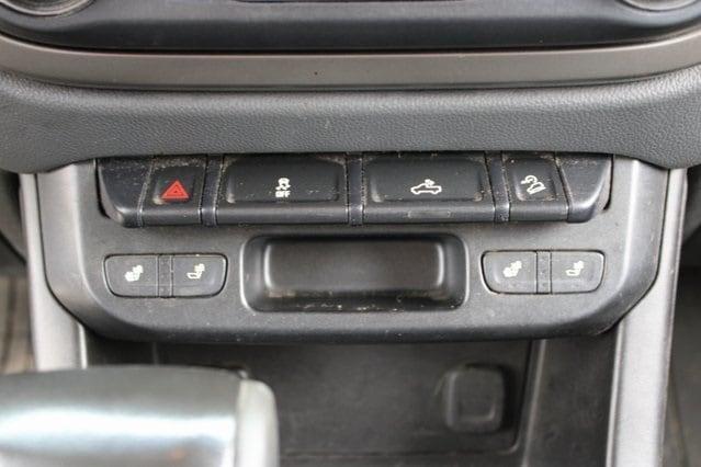 Photo of 2018 Kinetic Blue Chevrolet Colorado