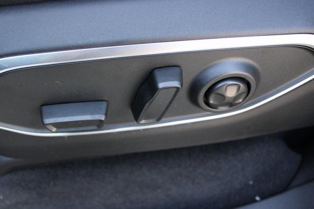 Photo of 2025 Diamond Black Jeep Wagoneer