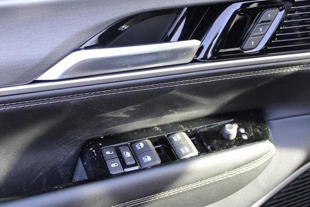 Photo of 2025 Diamond Black Jeep Wagoneer