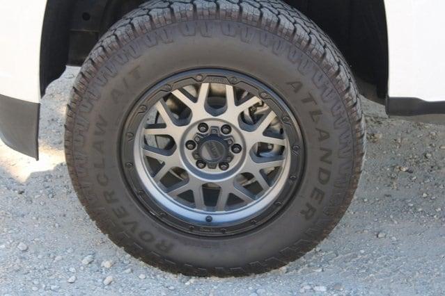 Photo of 2022 Summit White Chevrolet Colorado