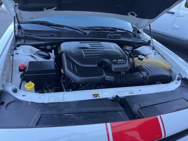 Photo of 2014 Bright White Clearcoat Dodge Challenger
