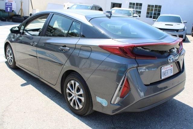 Photo of 2021 Magnetic Gray Metallic Toyota Prius Prime