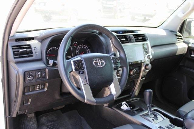 Photo of 2022 White Toyota 4Runner