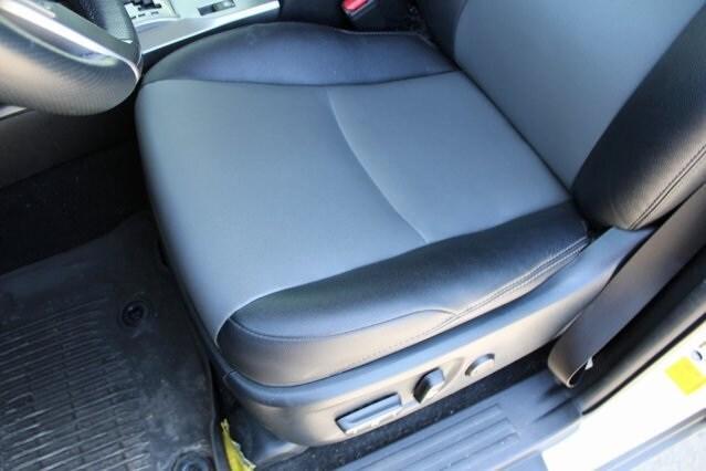 Photo of 2022 White Toyota 4Runner