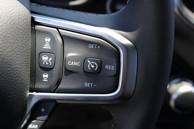 Photo of 2025 Diamond Black RAM 1500