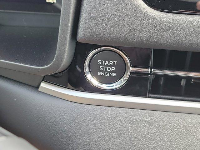 Photo of 2025 Black Diamond Mitsubishi Outlander