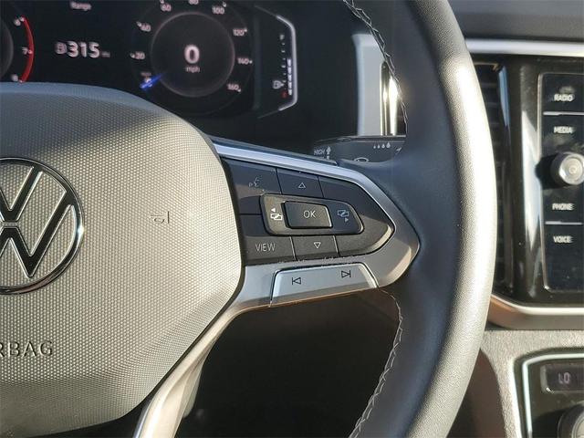 Photo of 2022 Pure White Volkswagen Atlas Cross Sport