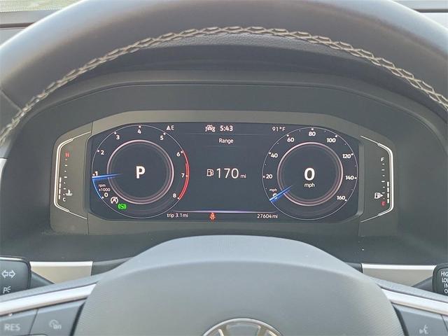Photo of 2023 Pure White Volkswagen Atlas