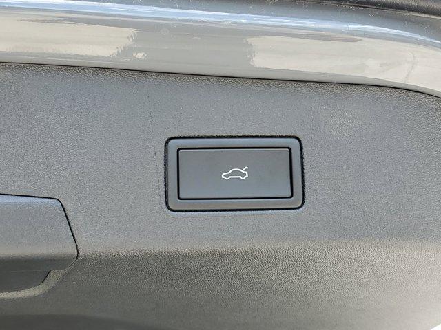 Photo of 2025 Pure Gray w/ Black Roof Volkswagen ID.4