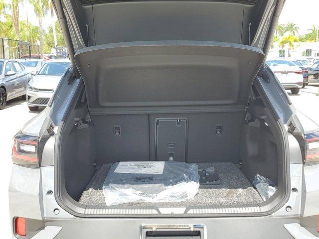Photo of 2025 Pure Gray w/ Black Roof Volkswagen ID.4