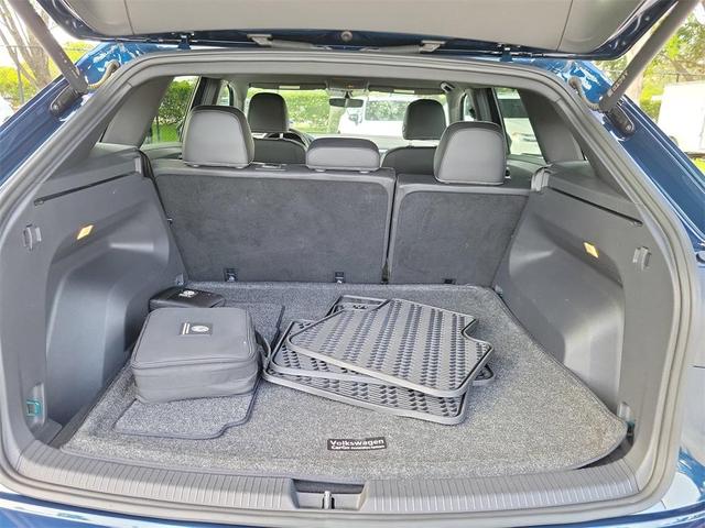 Photo of 2023 Tourmaline Blue Metallic Volkswagen Atlas Cross Sport