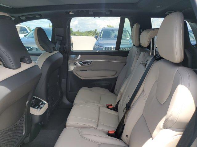 Photo of 2025 Crystal White Metallic Volvo XC90