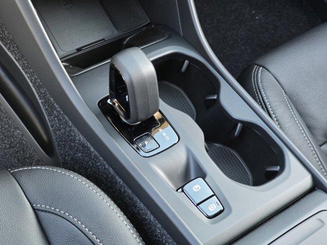 Photo of 2025 Crystal White Pearl Volvo XC40