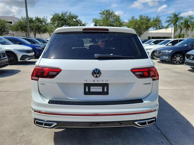 Photo of 2022 Oryx White Pearl Effect Volkswagen Tiguan