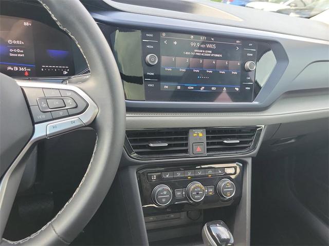 Photo of 2024 Platinum Gray Metallic Volkswagen Taos