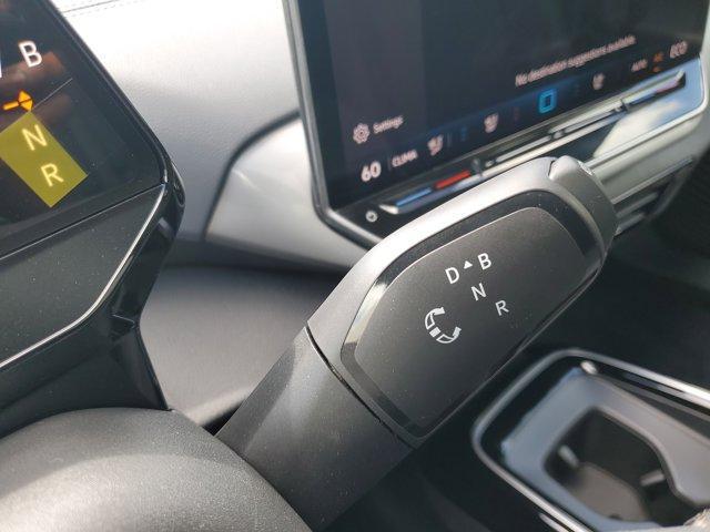 Photo of 2025 Arctic Blue Metallic Volkswagen ID.4