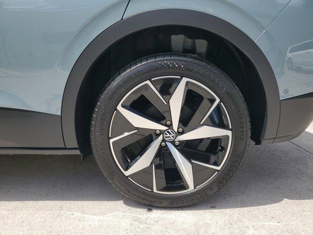 Photo of 2025 Arctic Blue Metallic Volkswagen ID.4