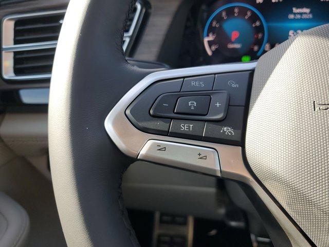 Photo of 2026 Avocado Green Pearl Volkswagen Atlas