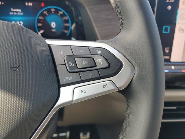 Photo of 2026 Avocado Green Pearl Volkswagen Atlas